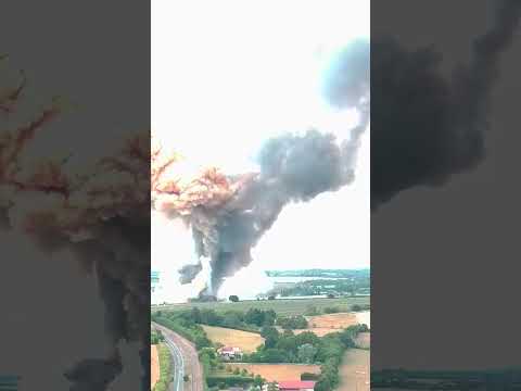 Massive Fertilizer Warehouse Explosion Sends Fireball Soaring Skyward #shorts