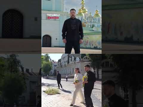 Ukraine marks independence day as Russian attacks continue