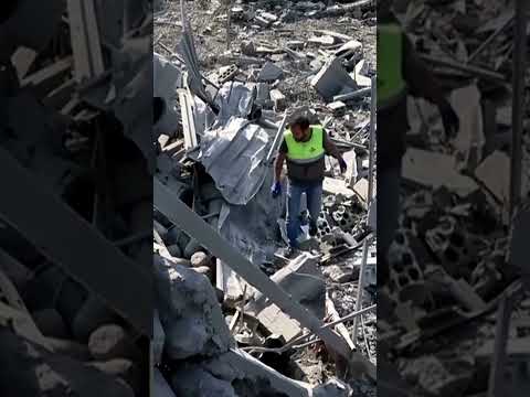 Devastating Israeli Airstrike Leaves Seven Dead in Lebanon #shorts